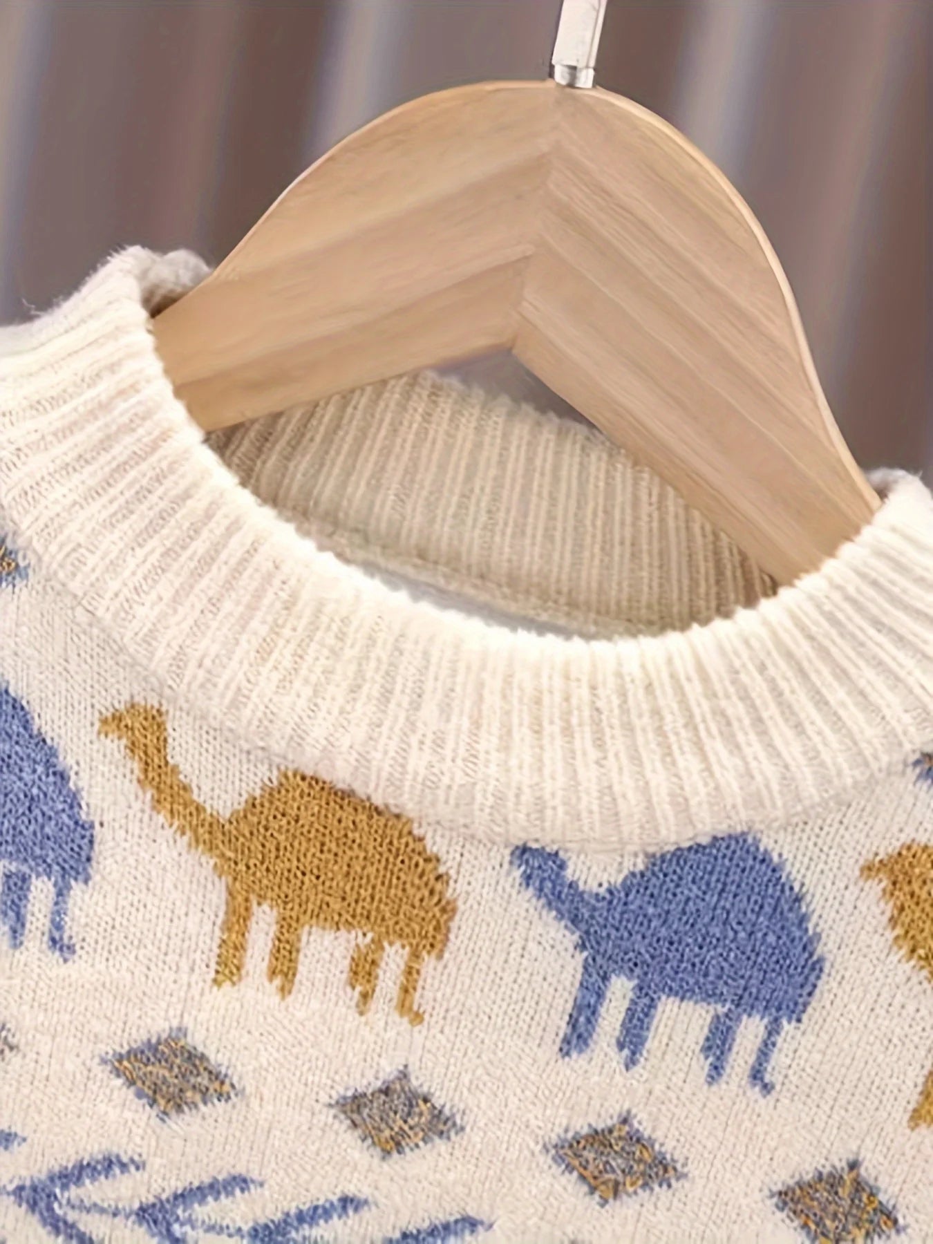 Cute Camel Pattern Knit Sweater