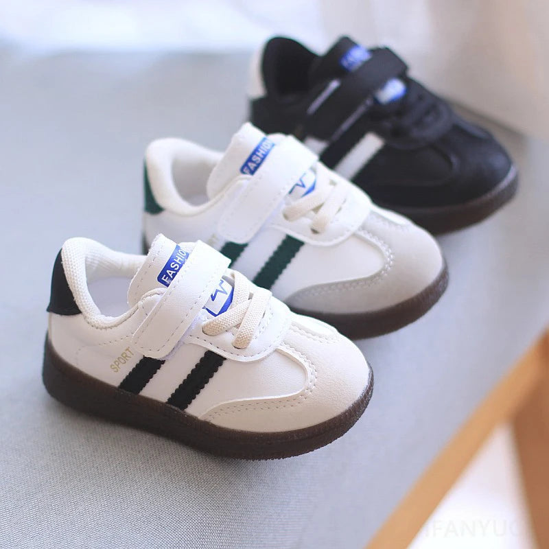 Trendy Sport Sneakers with Velcro