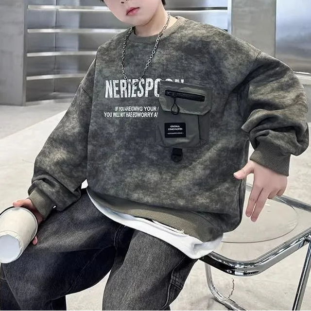 Casual Loose Fit Graphic Sweatshirt